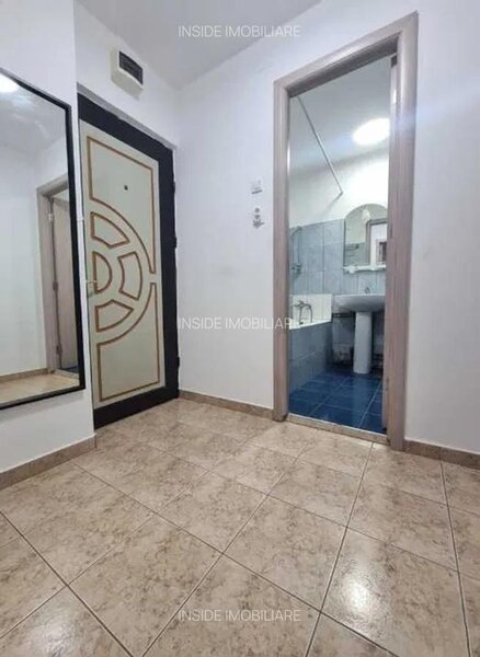 13 Septembrie, centrala proprie,