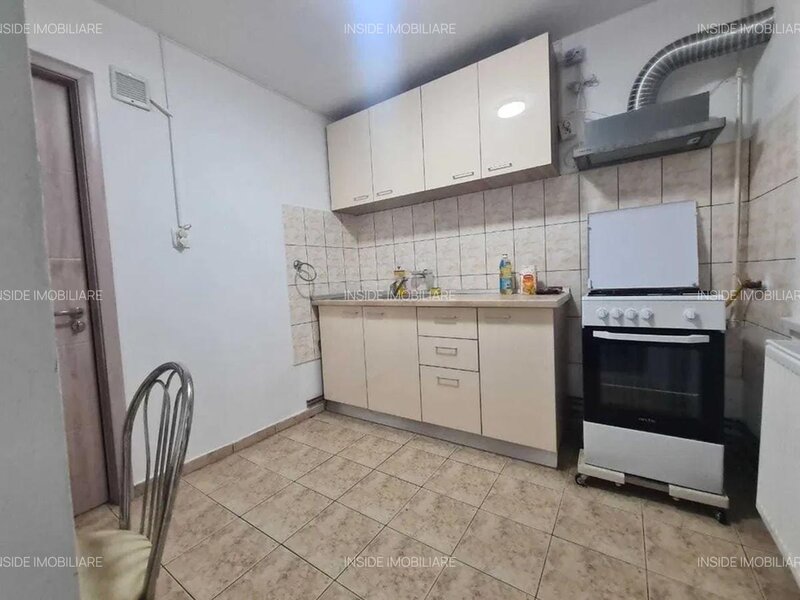 13 Septembrie, centrala proprie,